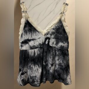 NWOT UMGEE-Tie Dye boho Babydoll Top Sz SMALL Black/Cream/Lavender